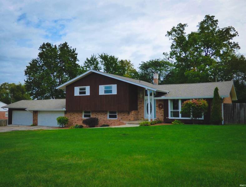 5434 Miami ST, South Bend, IN 46614-6033