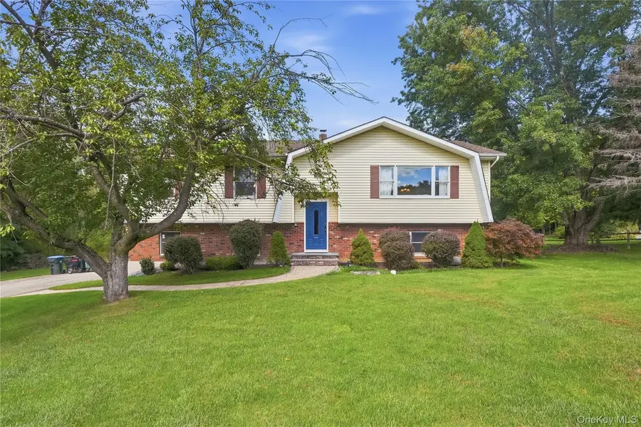 94 Booth RD, Chester, NY 10918