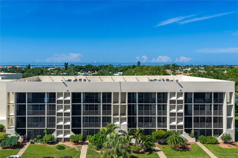 4119 61ST AVENUE TER W #404, Bradenton, FL 34210