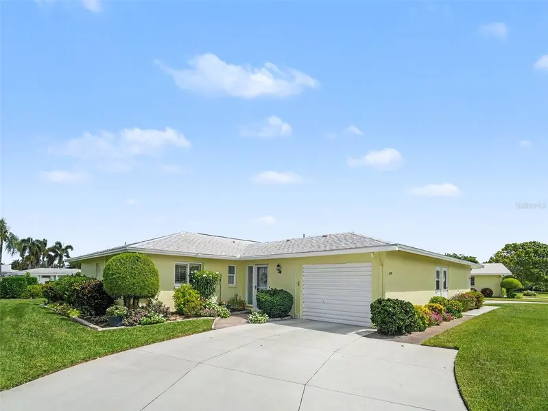 6818 11TH AVE W, Bradenton, FL 34209