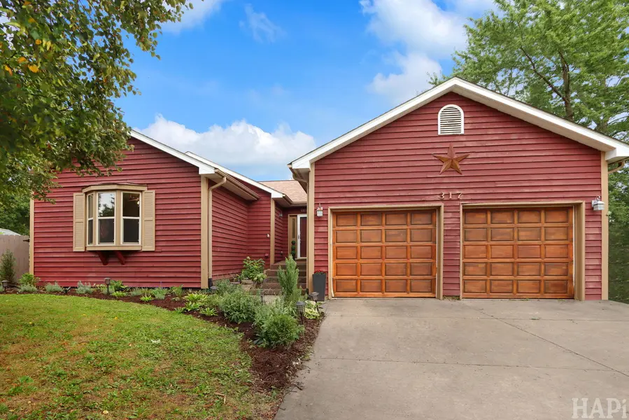317 Quist CT, Grayslake, IL 60030