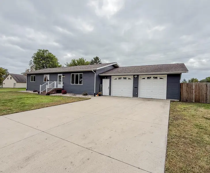 1806 Kansas AVE, Benson, MN 56215