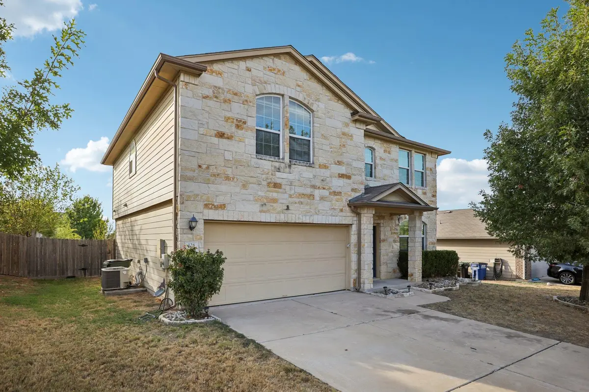 128 Leon River LOOP, Hutto, TX 78634
