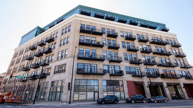 1645 W OGDEN AVE #505, Chicago, IL 60612