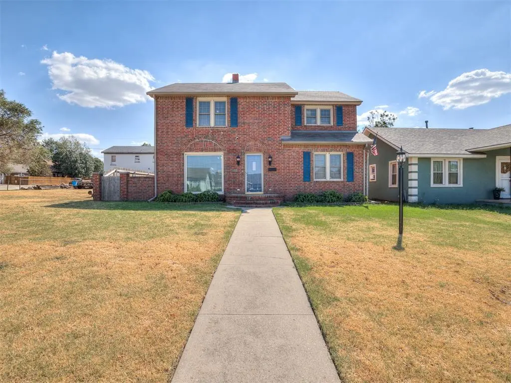 1103 W Wade ST, El Reno, OK 73036