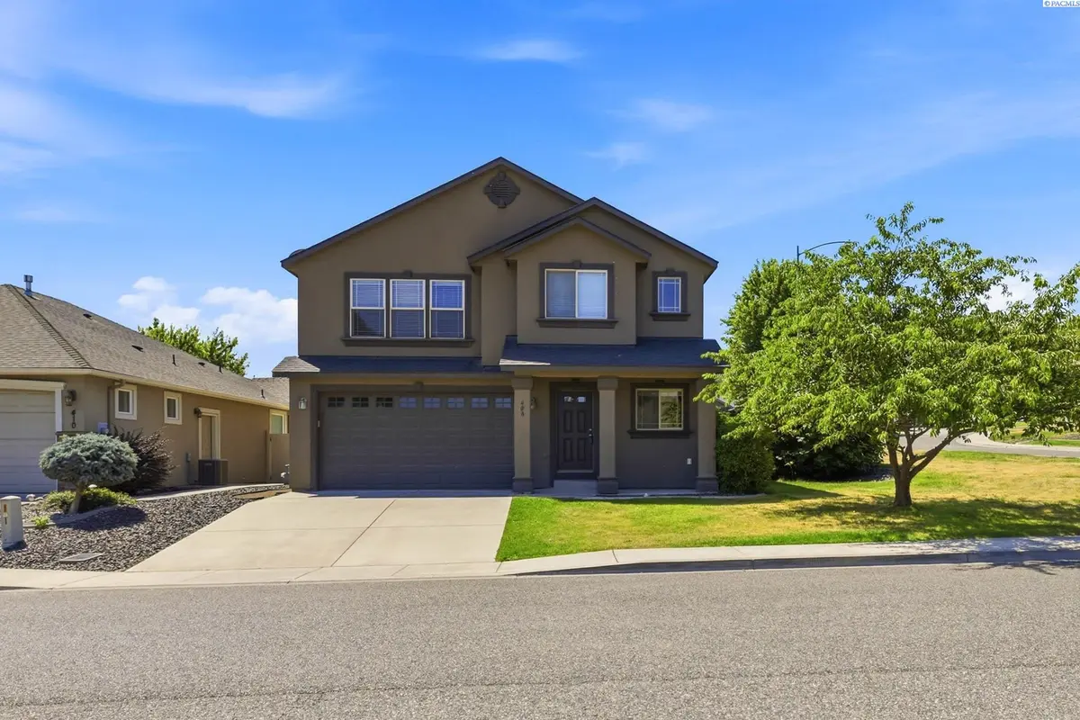 406 Lakerose Lp, Richland, WA 99352