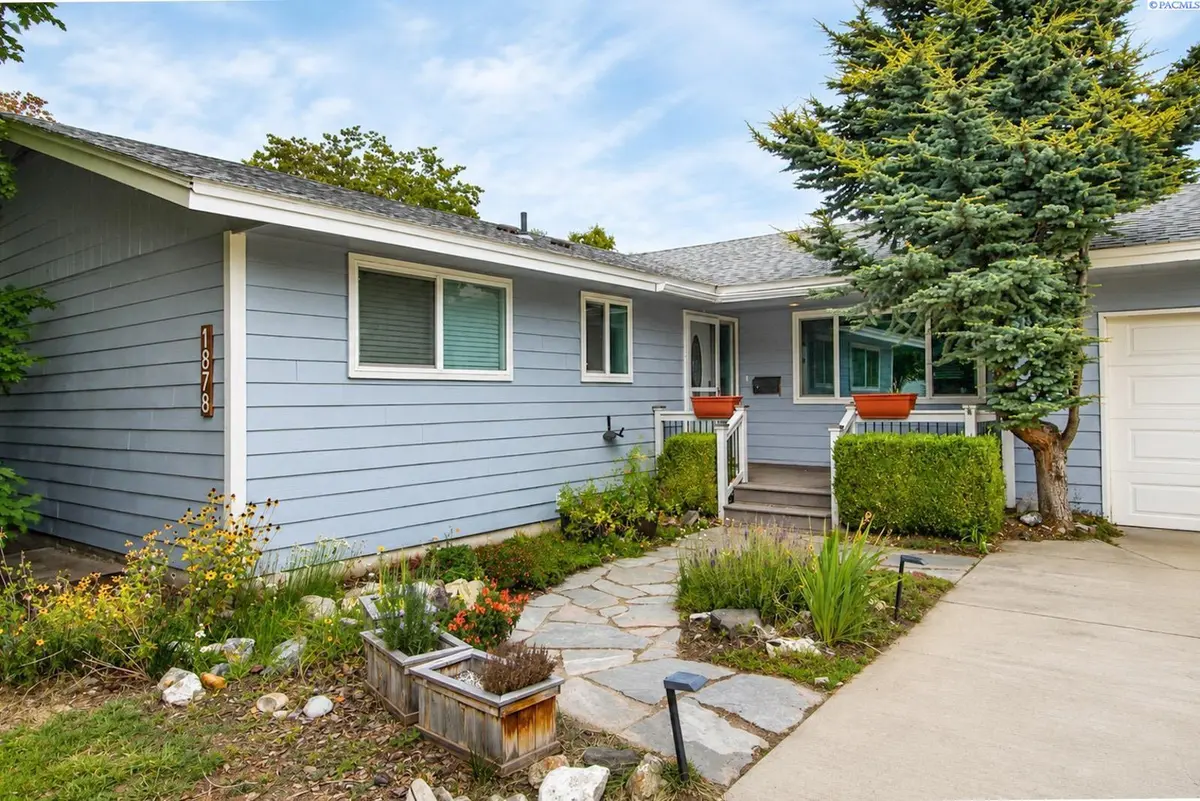 1878 Mahan Avenue, Richland, WA 99354