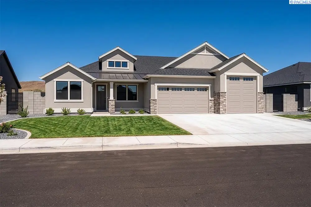 311 Ascend Avenue, Richland, WA 99352