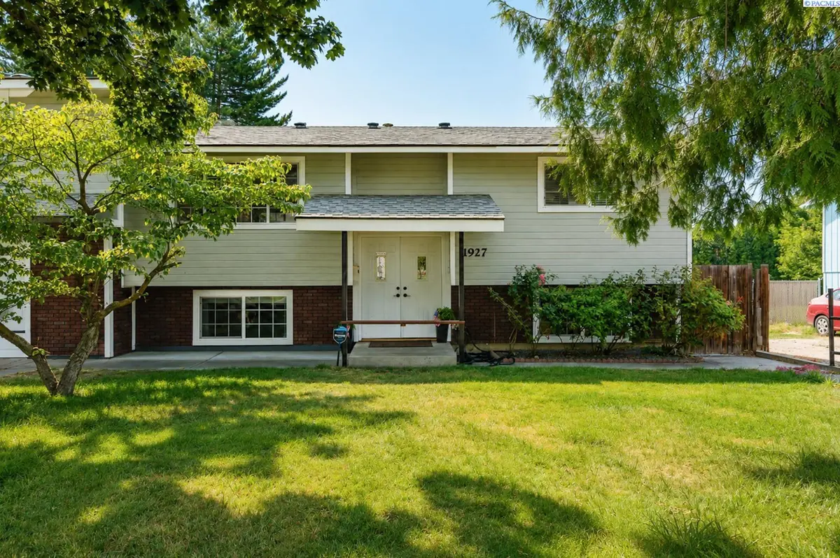 1927 Pike Avenue, Richland, WA 99354