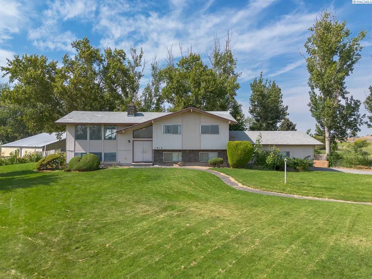 1915 Jones Road, Richland, WA 99354