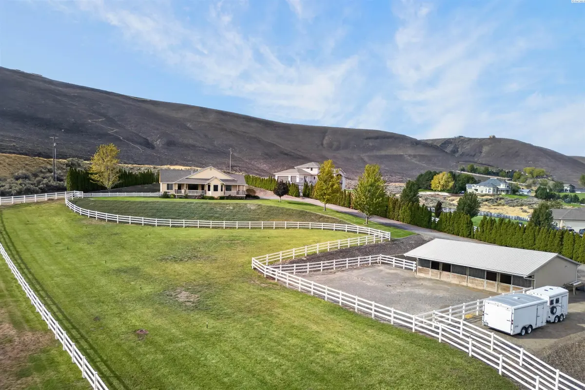 30436 S 984 PR SE, Kennewick, WA 99338