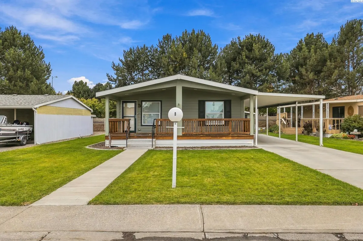 312 S Columbia Center Blvd #B #B, Kennewick, WA 99336