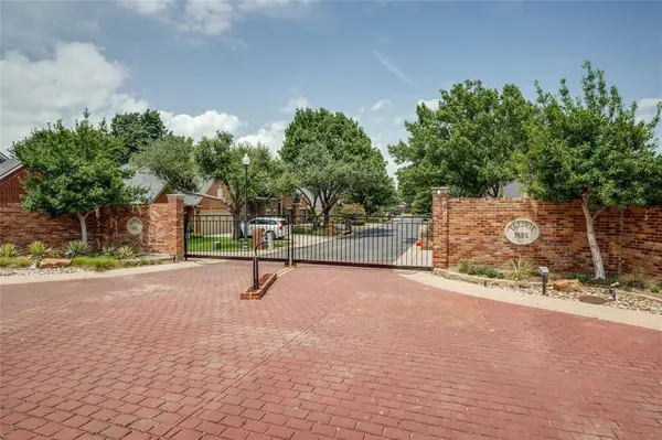 1105 Ellison Park Circle, Denton, TX 76205