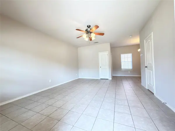 916 Parkplace Ridge, Princeton, TX 75407