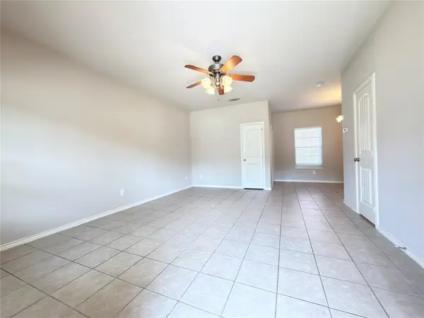 916 Parkplace Ridge, Princeton, TX 75407