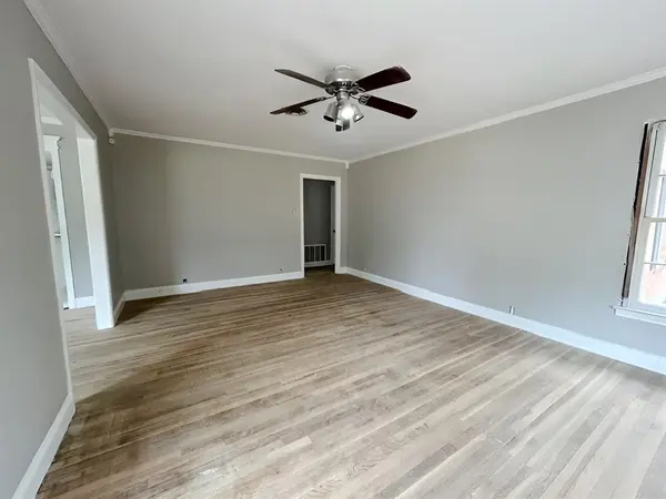 2012 Watauga Court W, Fort Worth, TX 76111
