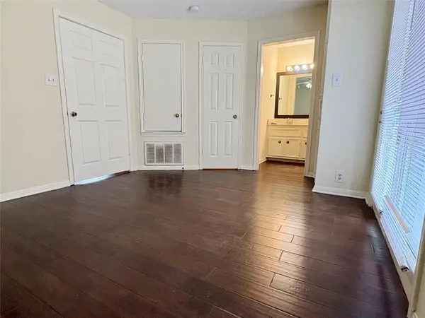 502 W 17th ST #B, Austin, TX 78701