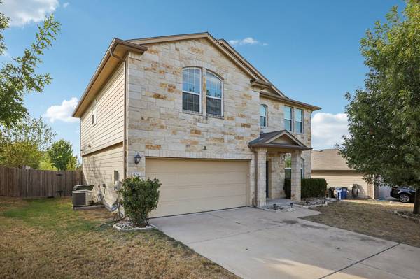 128 Leon River LOOP, Hutto, TX 78634