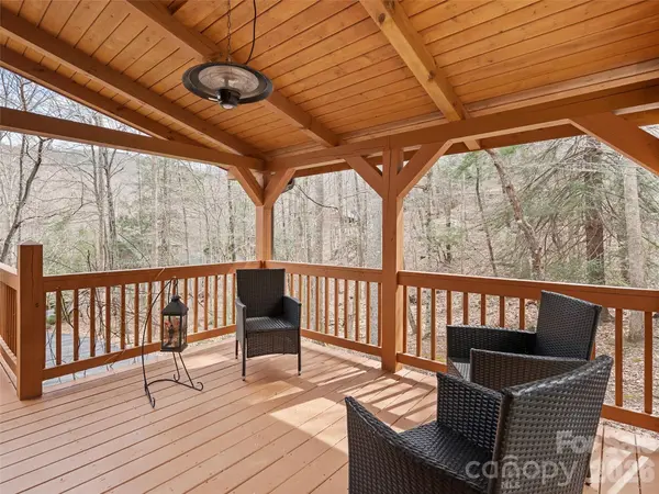 133 Smokemont DR, Arden, NC 28704