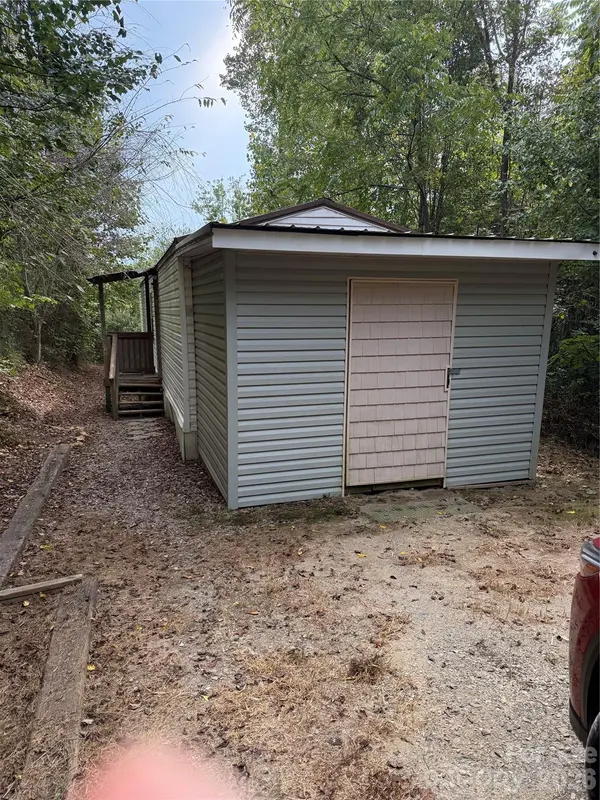 20 Clay Vessel TRL, Candler, NC 28715