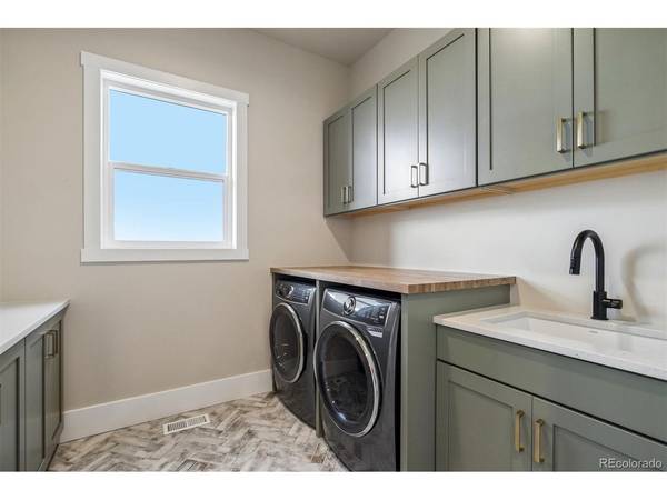 6824 Shimmering Moon, Colorado Springs, CO 80923