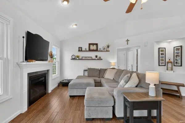 4430 Shining Armor LN, West Lafayette, IN 47906
