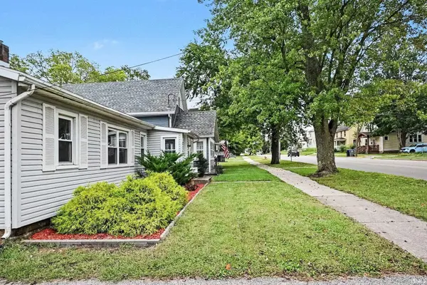 720 W Center ST, Warsaw, IN 46580-2501