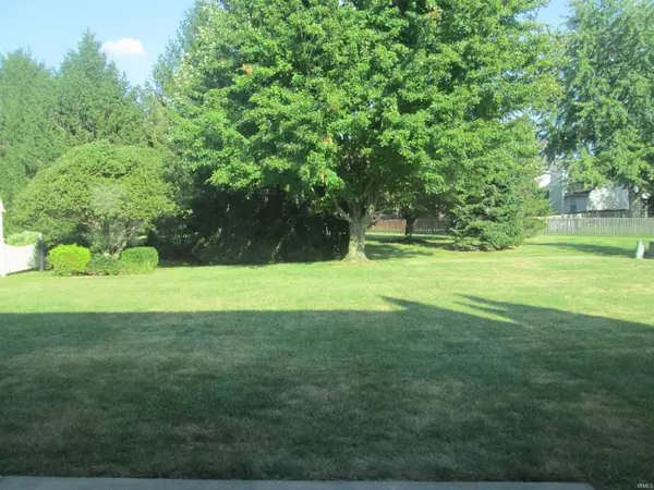 2121 Whisper Valley DR, Lafayette, IN 47909
