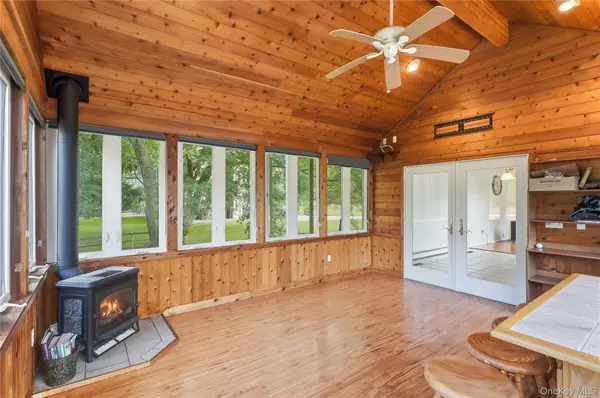 94 Booth RD, Chester, NY 10918