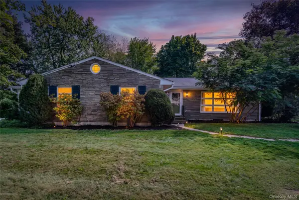 6 Hope LN, Milton, NY 12547