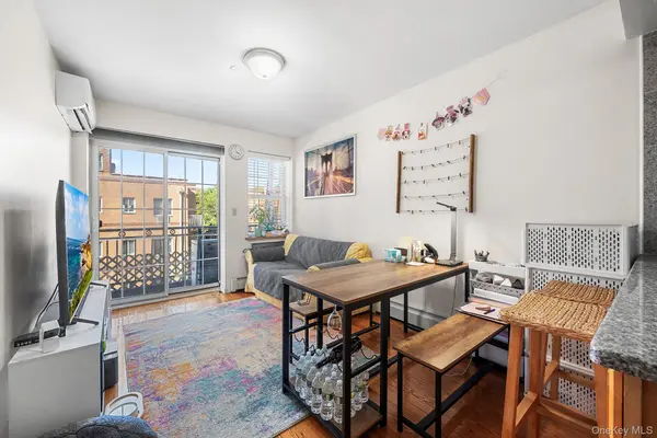 139-39 35th AVE #3E, Flushing, NY 11354
