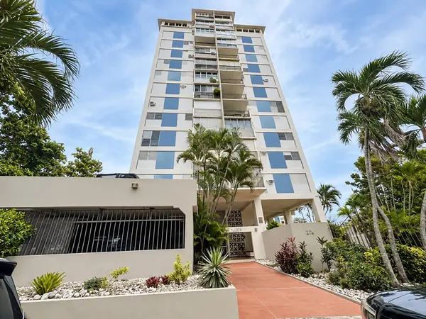 274 CALLE URUGUAY #202, San Juan, PR 00917