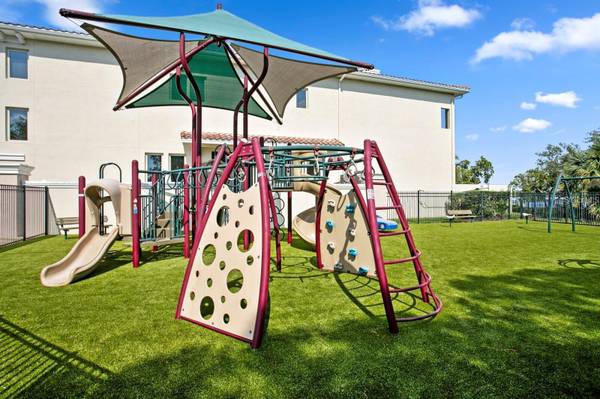 1022 PASEO DEL RIO NE #1022, St Petersburg, FL, 33702 photo 44