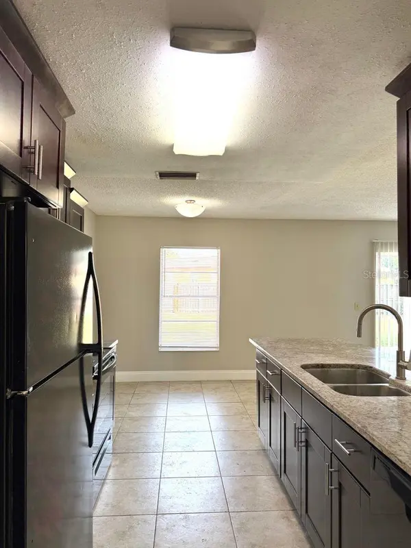 606 SANDY CREEK DR, Brandon, FL 33511