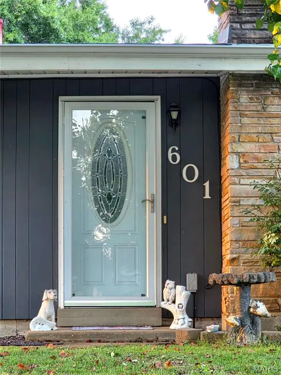 601 W 9th ST, Washington, MO 63090