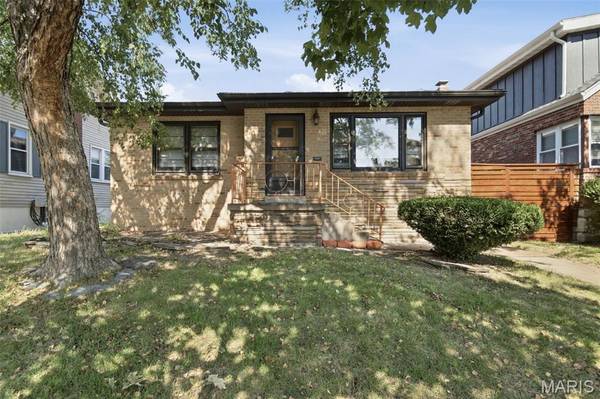 4325 Alma AVE, St Louis, MO 63116
