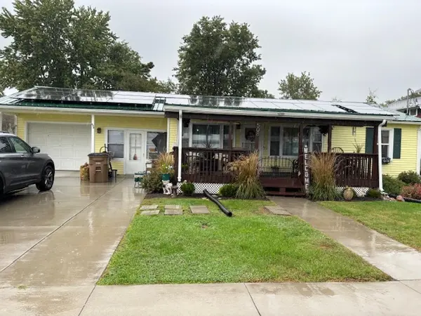 508 W Division ST, Galva, IL 61434