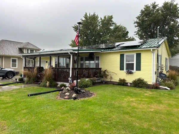508 W Division ST, Galva, IL 61434