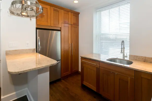 3614 N Bosworth AVE #3R, Chicago, IL 60613