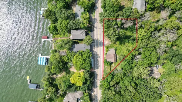 4736 N Shore DR, Orono, MN 55364
