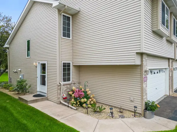 4919 132nd WAY N, Hugo, MN 55038