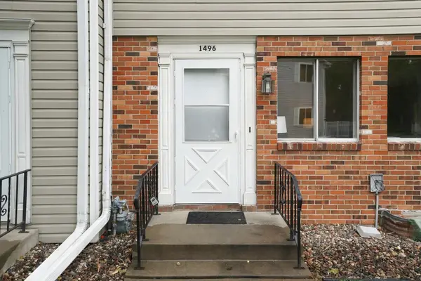 1496 Goodwin AVE N, Oakdale, MN 55128