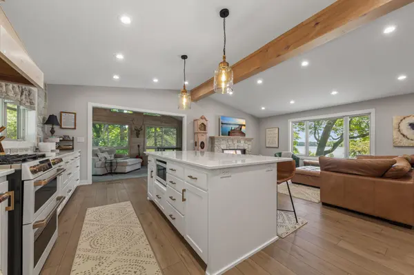 19143 Orchard TRL, Lakeville, MN 55044