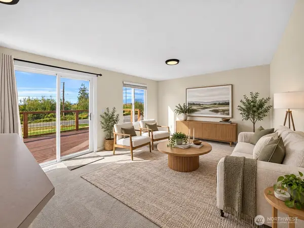 1099 Koenig LN, Coupeville, WA 98239