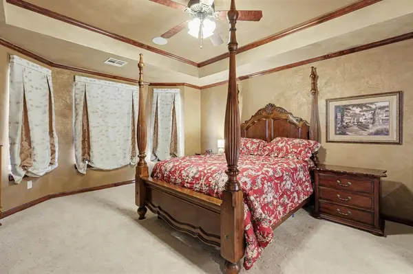 11808 Sawgrass RD, Oklahoma City, OK 73162