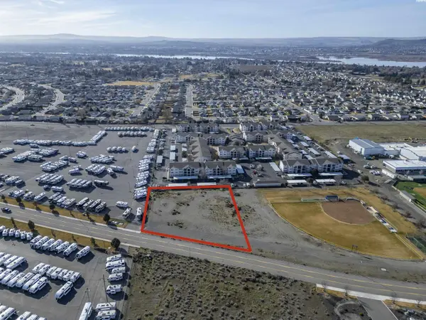 9145 St Thomas Drive, Pasco, WA 99301
