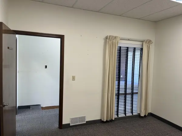 100 N Morain St Suites 202 & 204, Kennewick, WA 99336