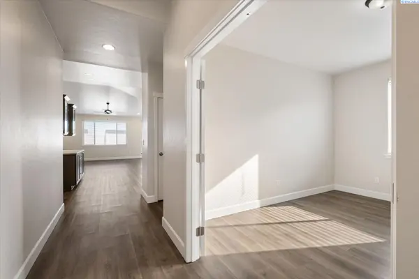 2730 Westhaven Ct, West Richland, WA 99353