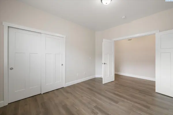 2730 Westhaven Ct, West Richland, WA 99353