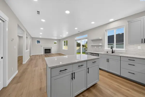 2714 Alvarado Ct., Pasco, WA 99301